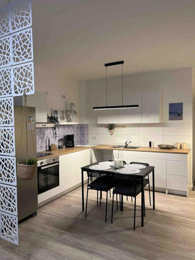 בוכום Luxurioeses Apartment,Neubau, 4 Personen, Parkplatz, Griechischer Stil מראה חיצוני תמונה